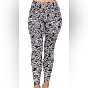 RAFFINALLA. Black and White Lace Print Tights  Size Medium